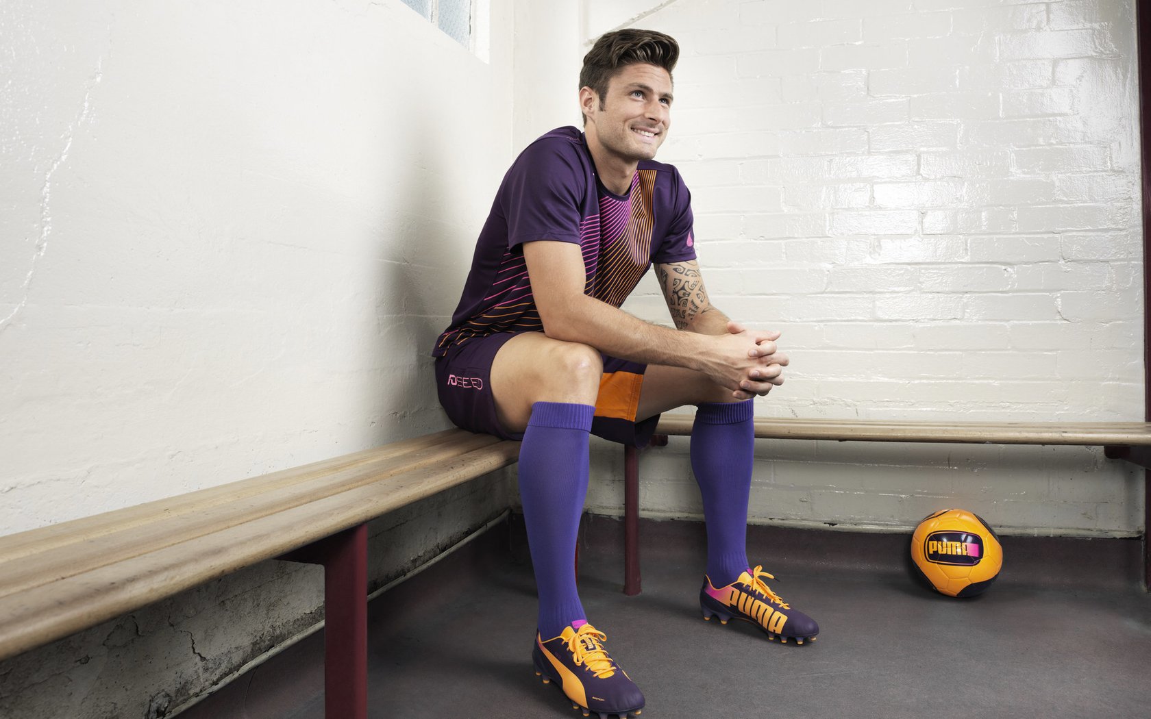 中超球队开练高节奏逼抢体系引领新时代足球潮流